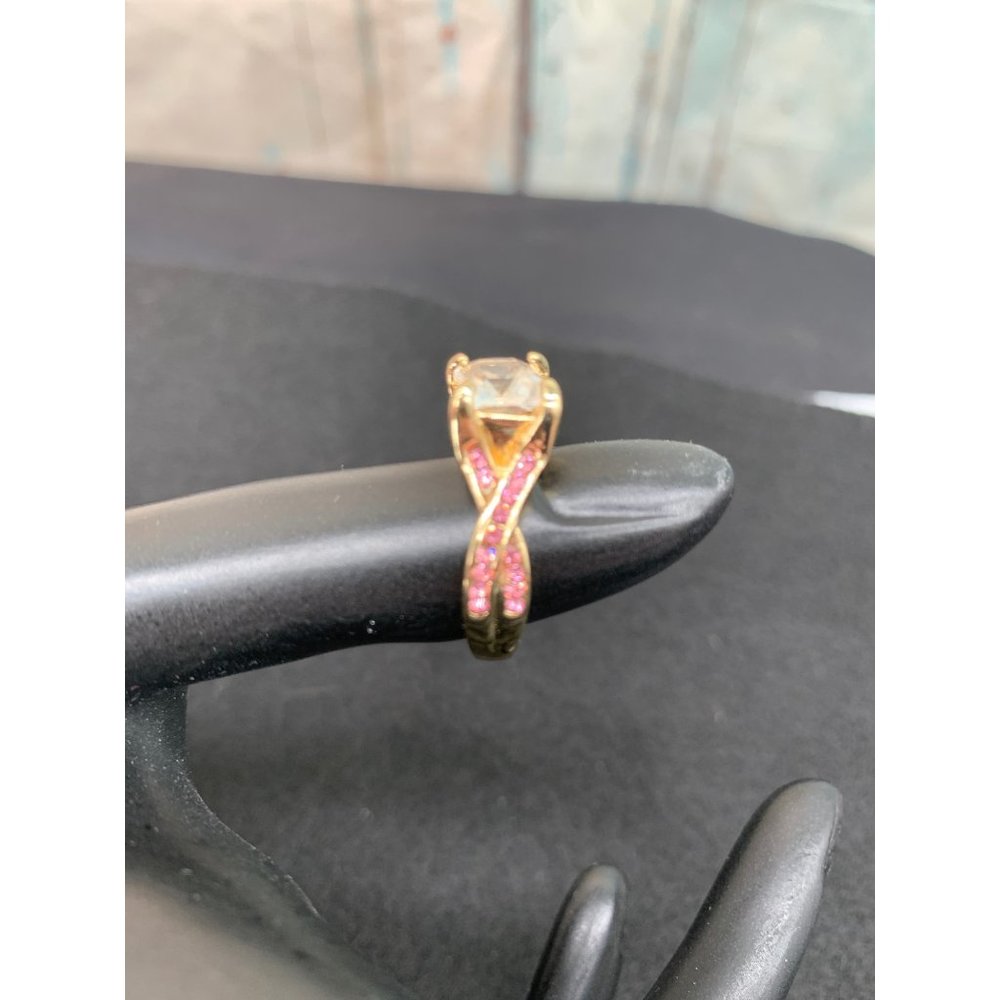 Ring PInk and Colorless Central Stone Size 6.75